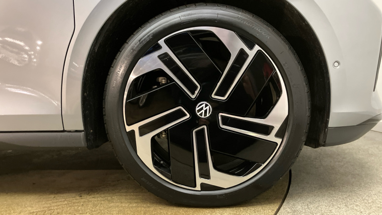 Volkswagen ID. Buzz 250kW GTX Pro 86kWh 5dr 4MOTION LWB Auto [7 Seat] Electric Estate